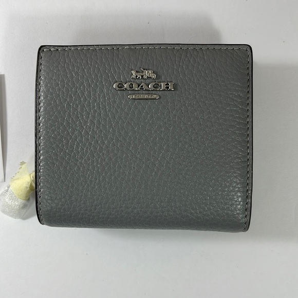 Coach Pebbled Leather Snap Wallet NWT - Picture 1 of 7
